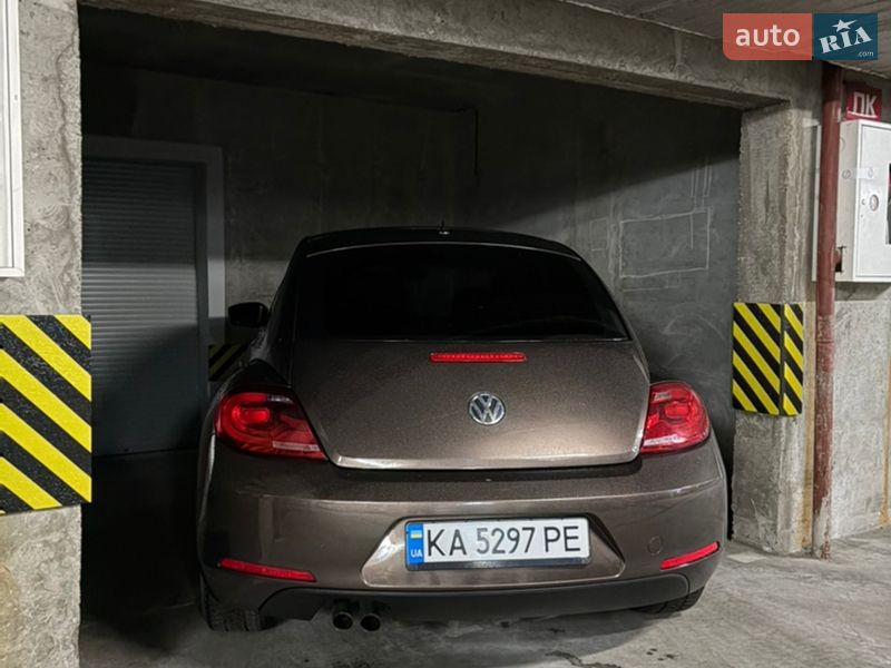 Хэтчбек Volkswagen Beetle 2012 в Киеве фото 14 Хэтчбек Volkswagen Beetle 2012 в Киеве