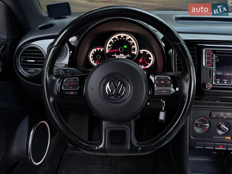 Хетчбек Volkswagen Beetle 2016 в Києві