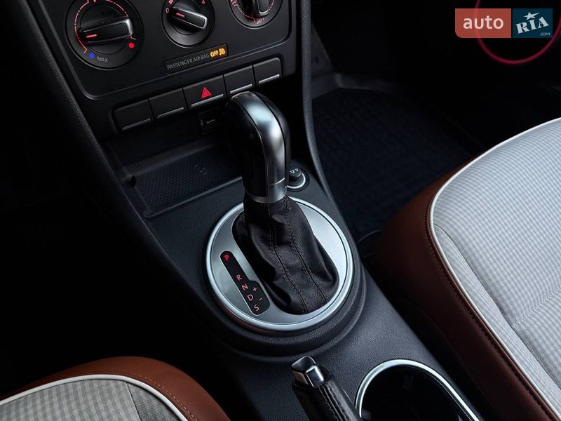 Хетчбек Volkswagen Beetle 2016 в Києві