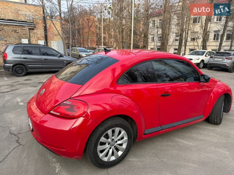 Хэтчбек Volkswagen Beetle 2014 в Киеве