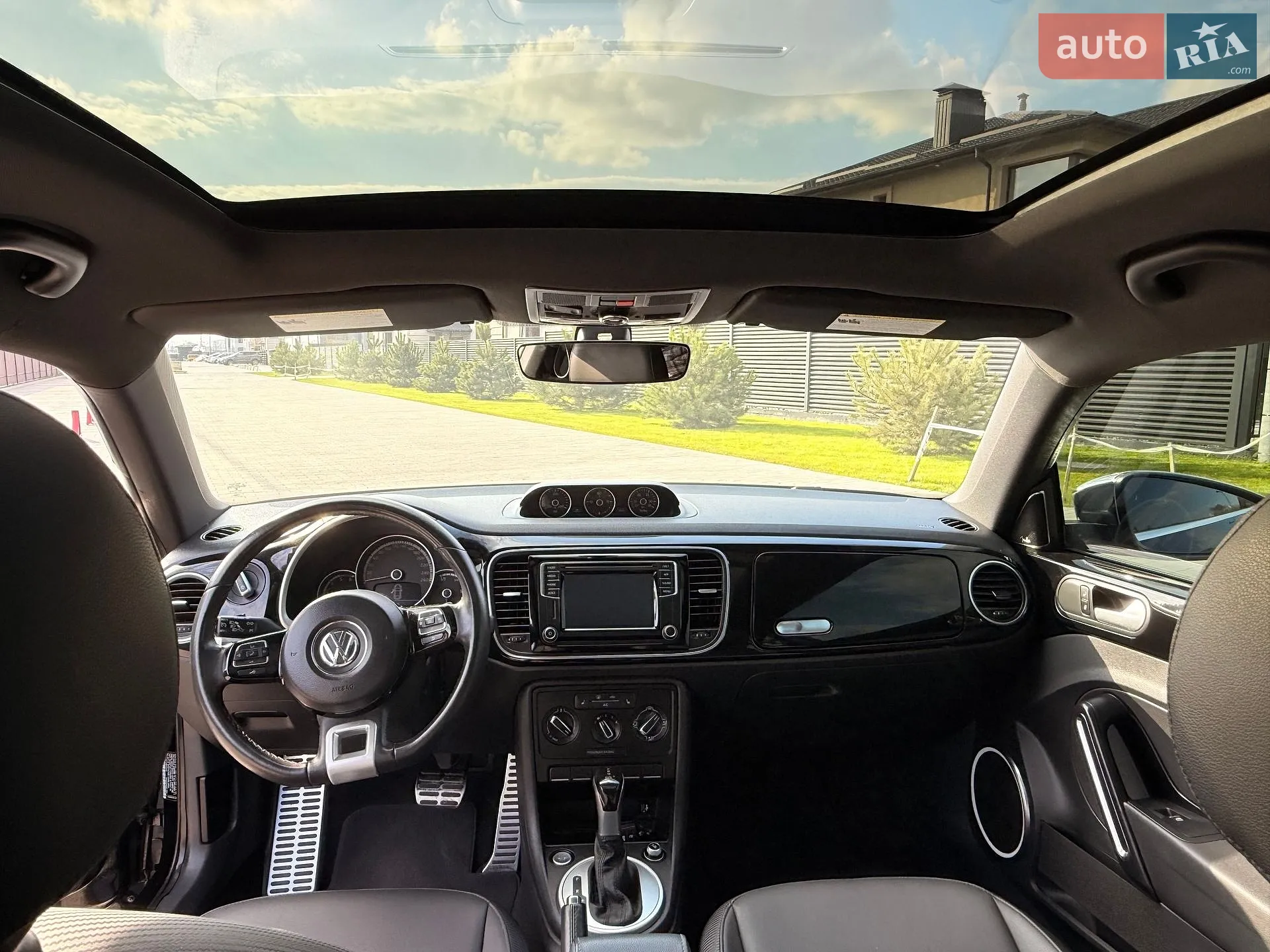 2015 Volkswagen Beetle - мініатюра 23