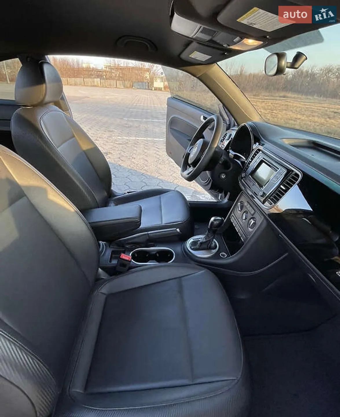 2017 Volkswagen Beetle - мініатюра 13