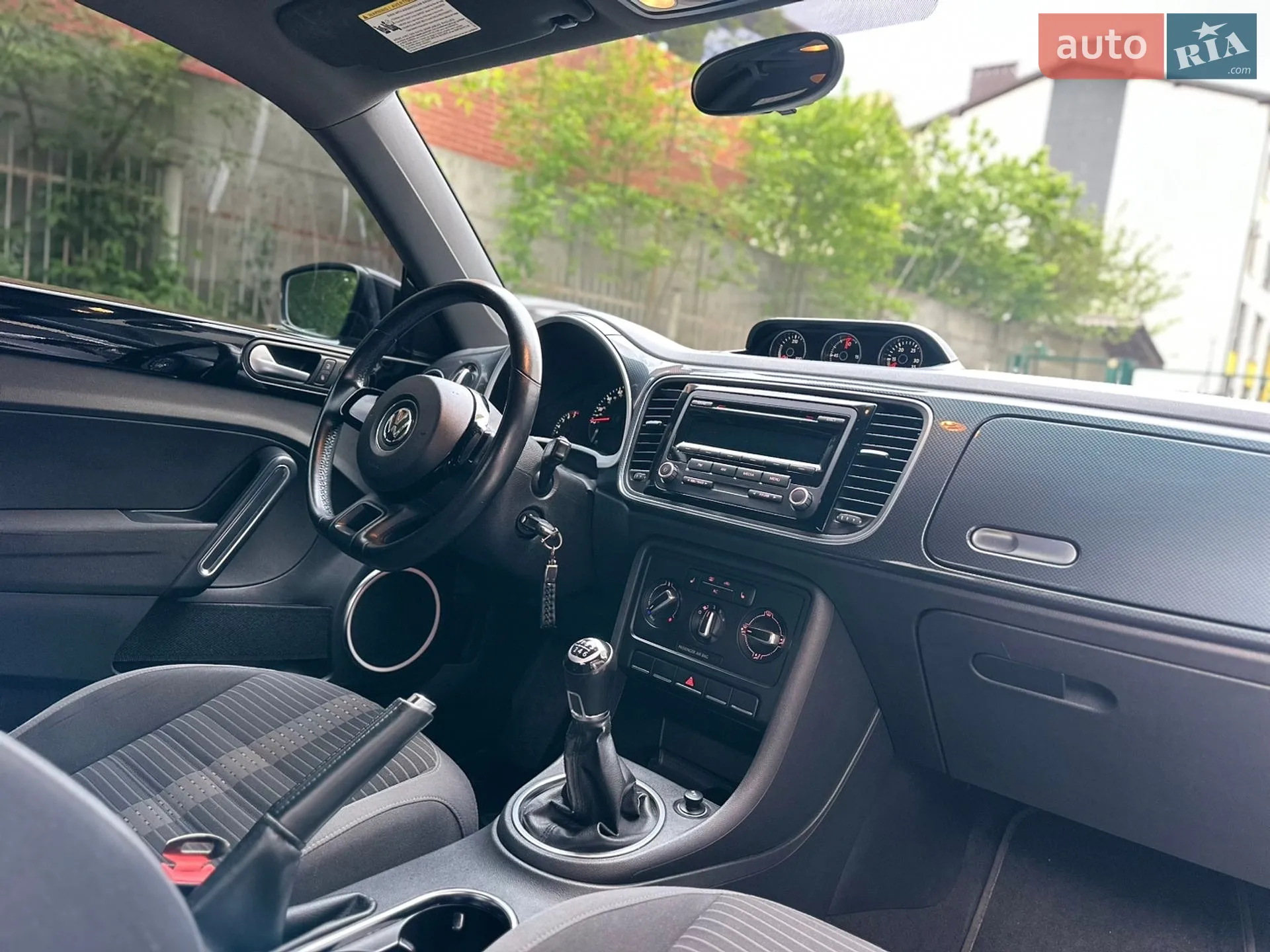 2012 Volkswagen Beetle - мініатюра 16