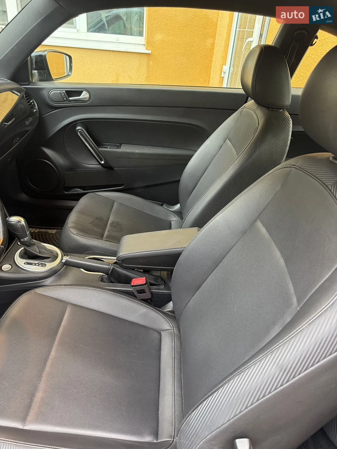 2017 Volkswagen Beetle - мініатюра 13