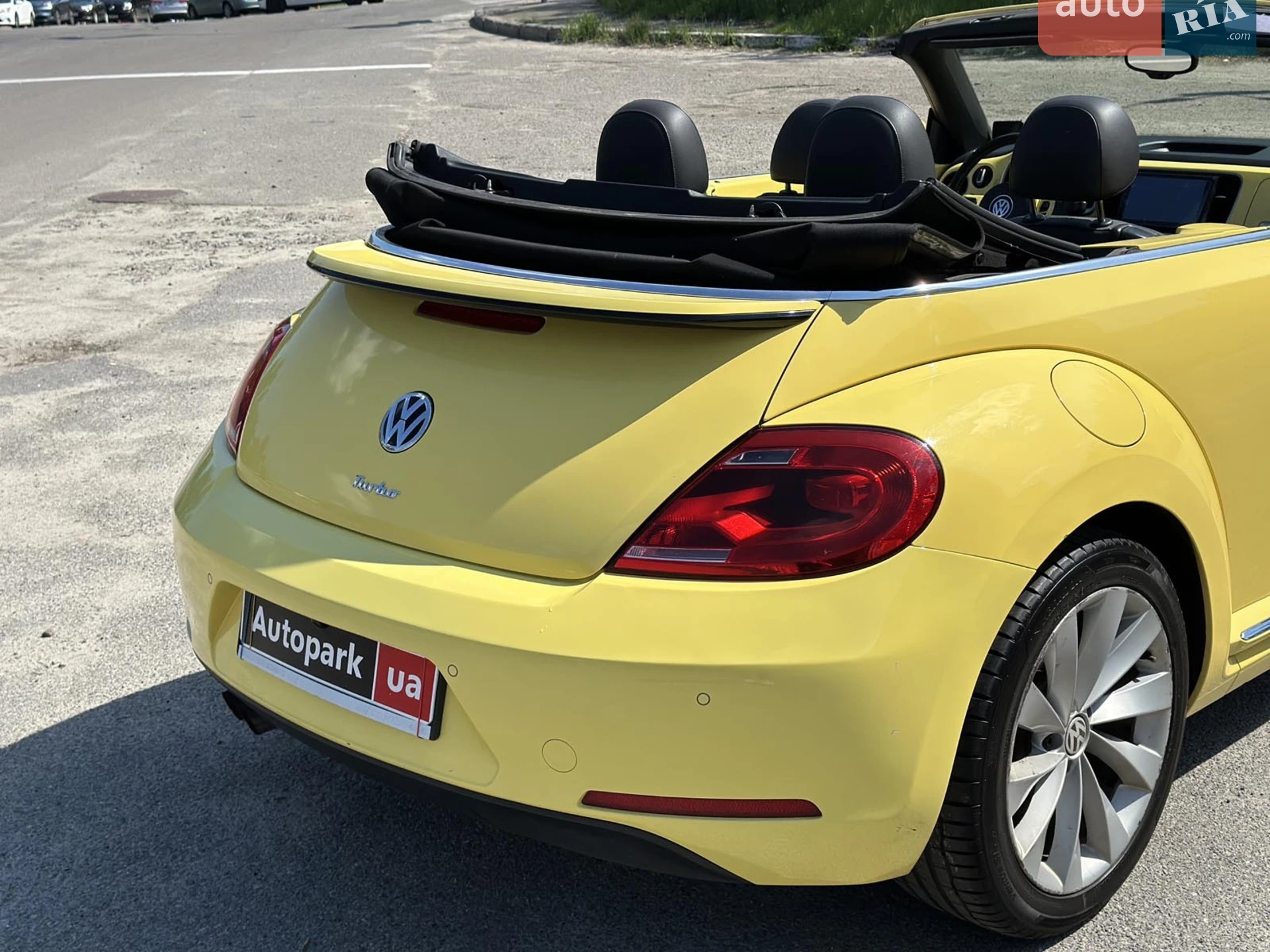 2015 Volkswagen Beetle - мініатюра 11