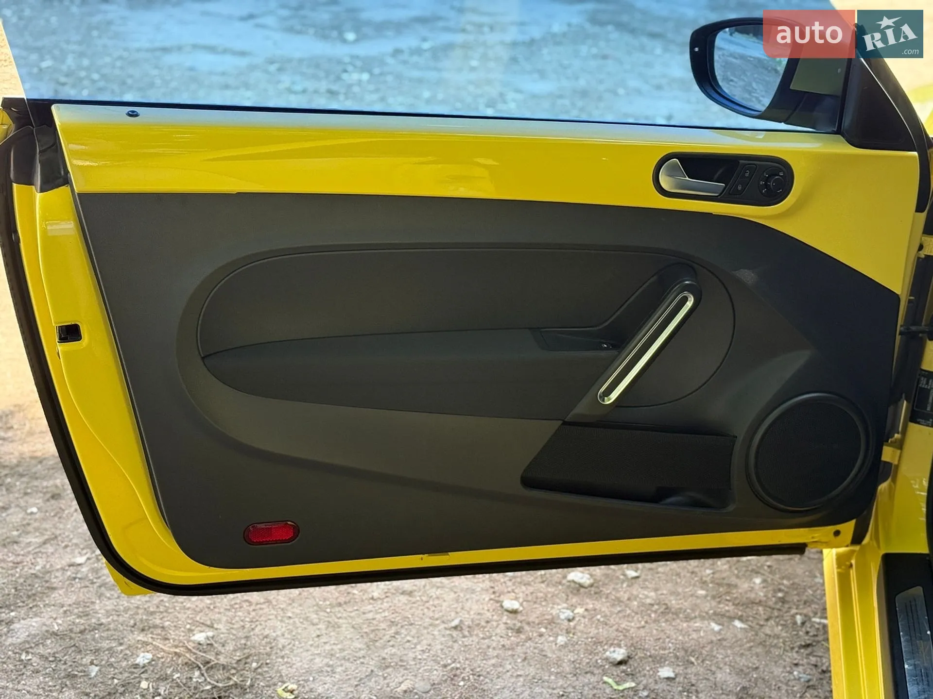 2014 Volkswagen Beetle - мініатюра 14