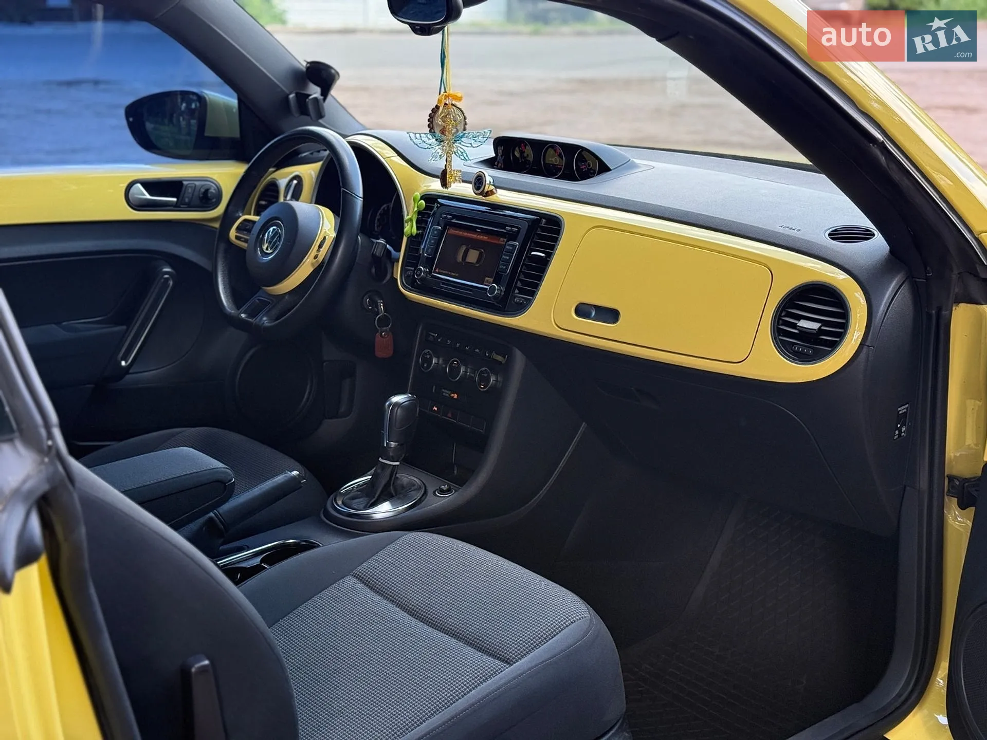 2014 Volkswagen Beetle - мініатюра 17