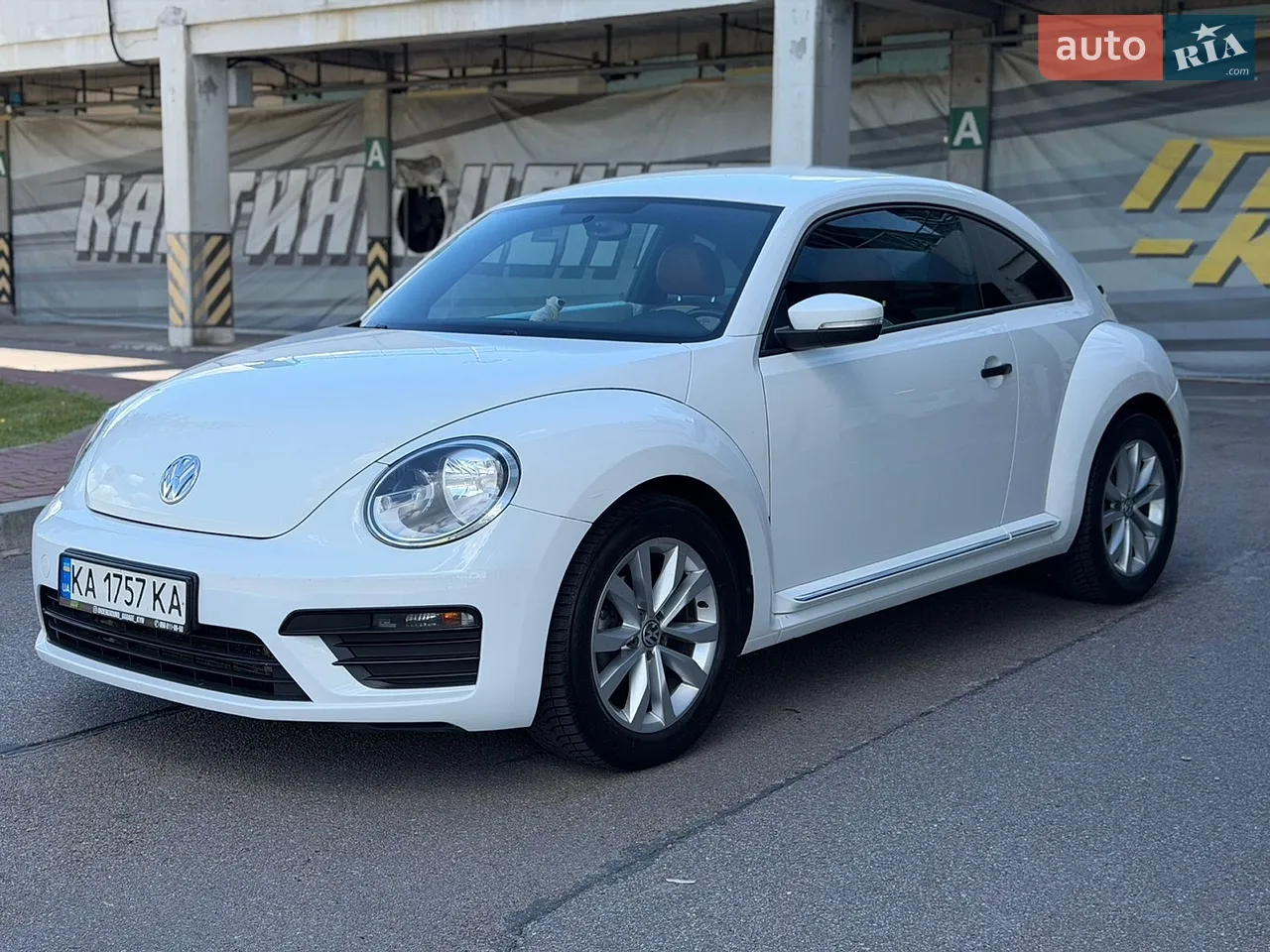2017 Volkswagen Beetle - мініатюра 48