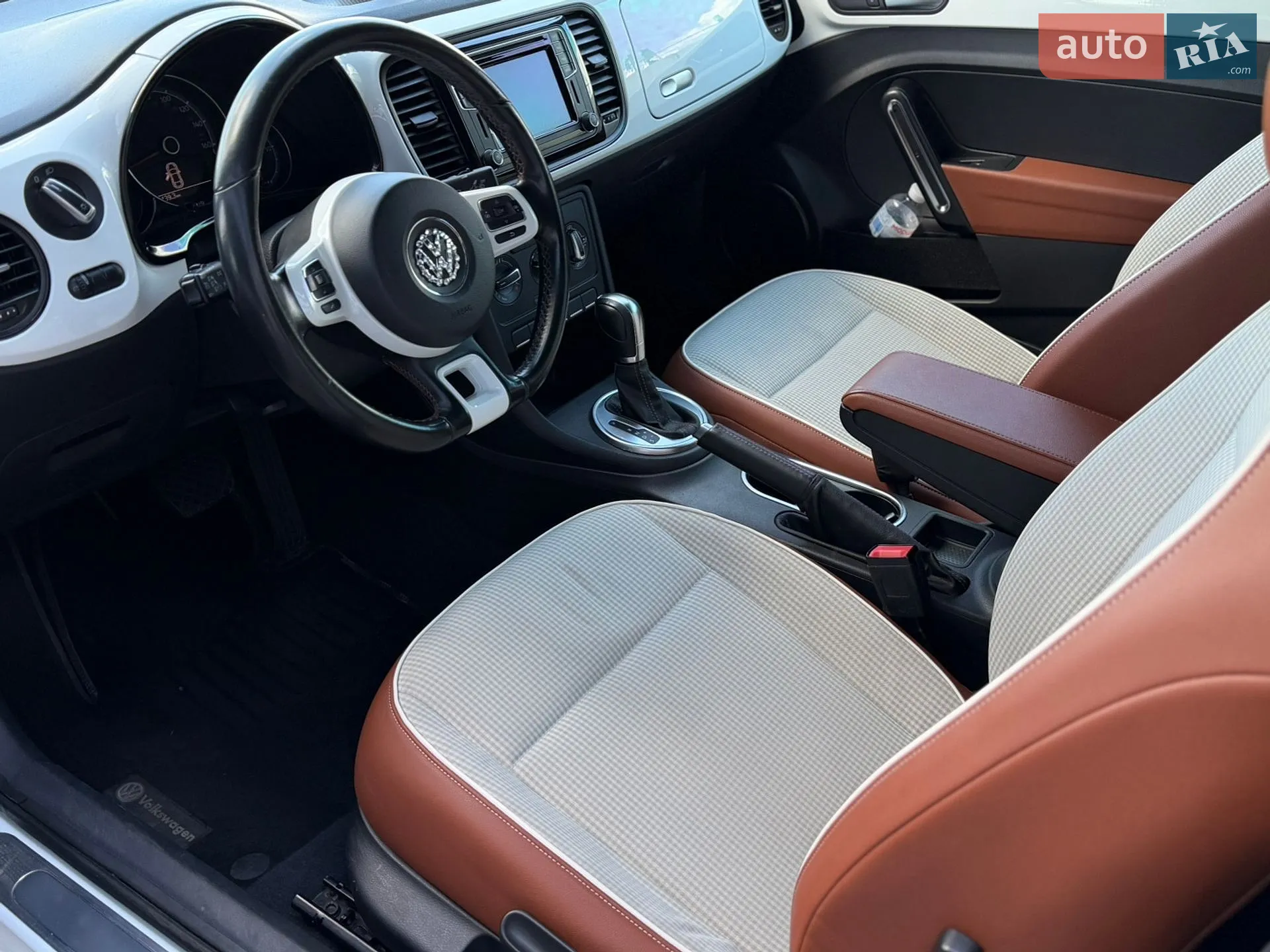 2017 Volkswagen Beetle - мініатюра 10