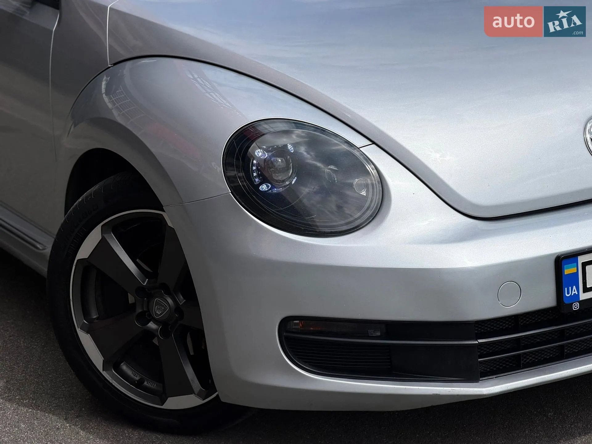 2013 Volkswagen Beetle - мініатюра 4