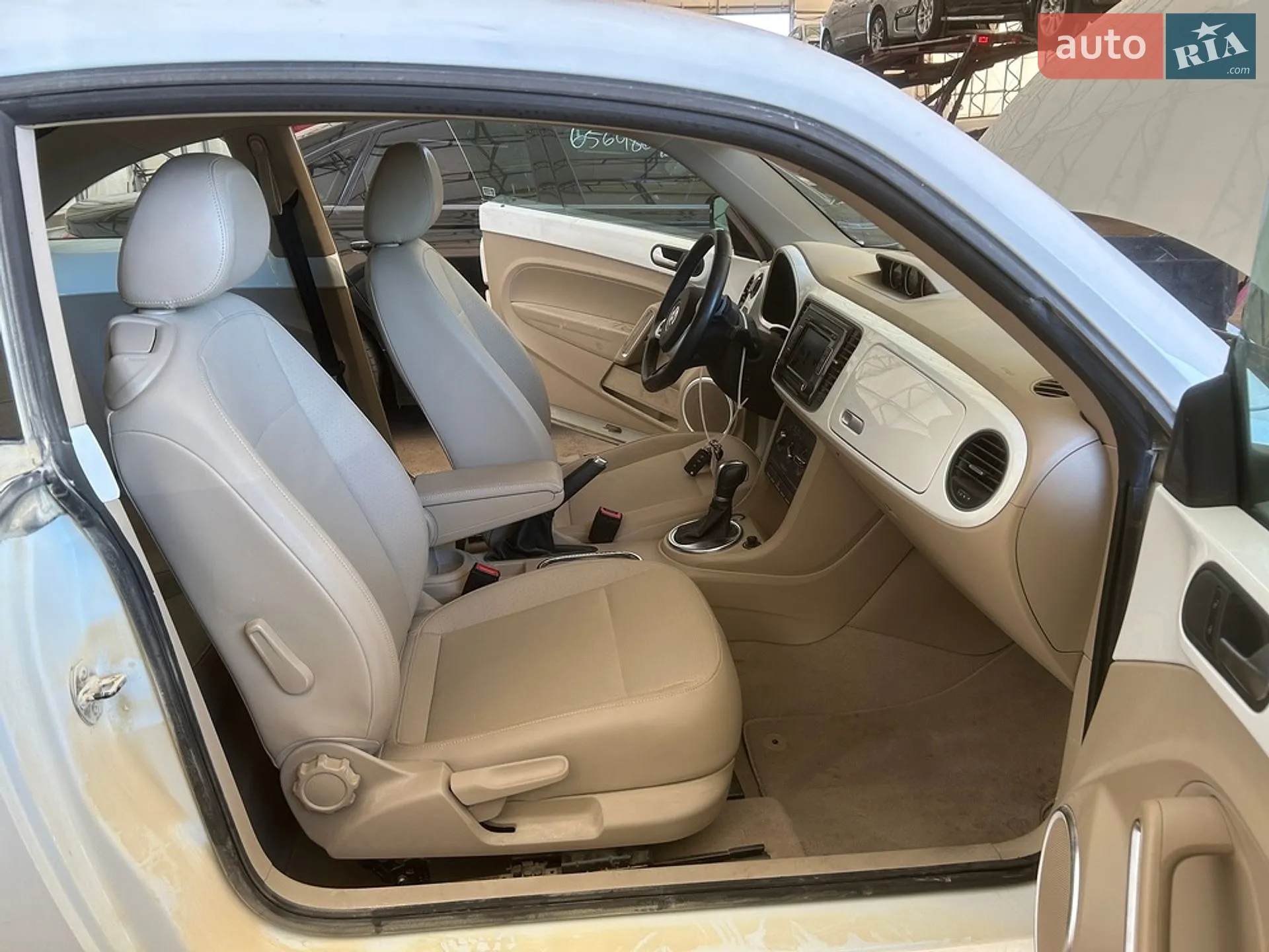 2015 Volkswagen Beetle - мініатюра 34