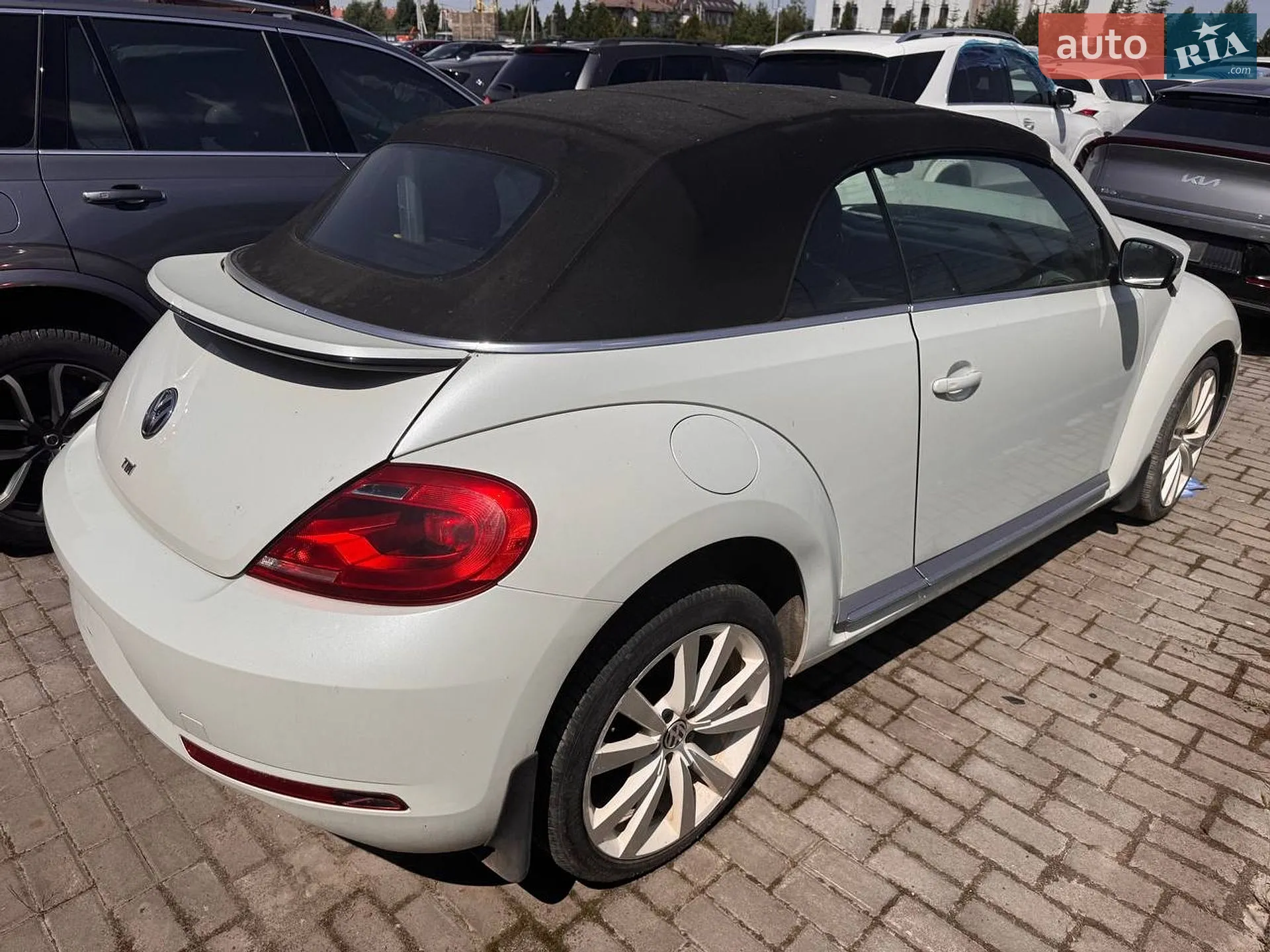 2014 Volkswagen Beetle - мініатюра 4