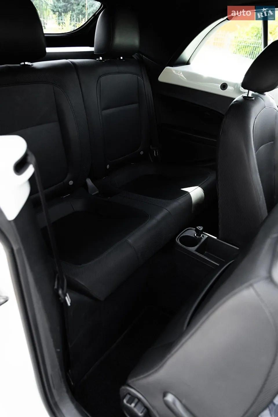 2013 Volkswagen Beetle - мініатюра 42