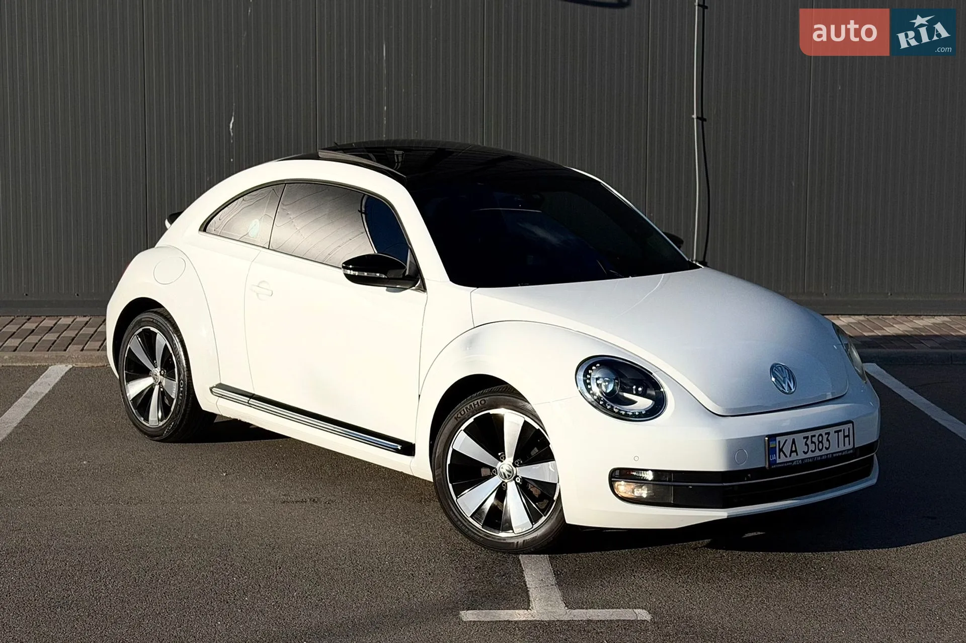 2015 Volkswagen Beetle - мініатюра 10