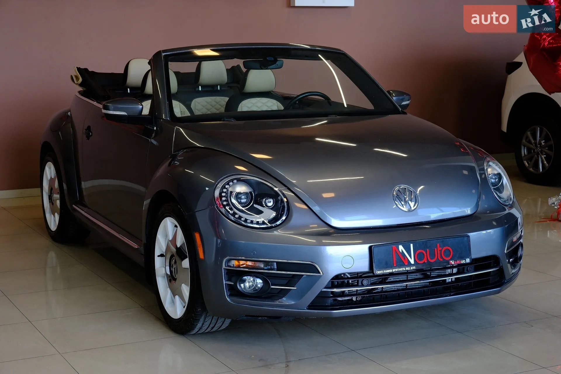 2019 Volkswagen Beetle - мініатюра 4