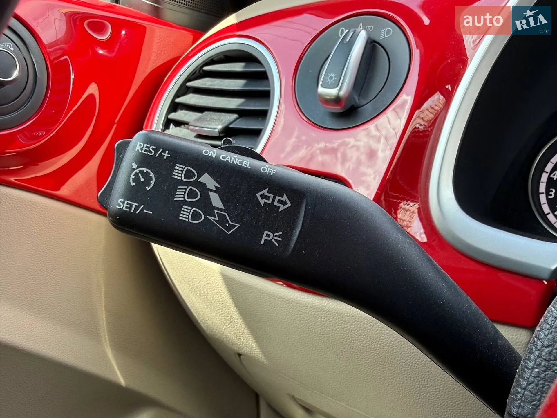 2016 Volkswagen Beetle - мініатюра 27