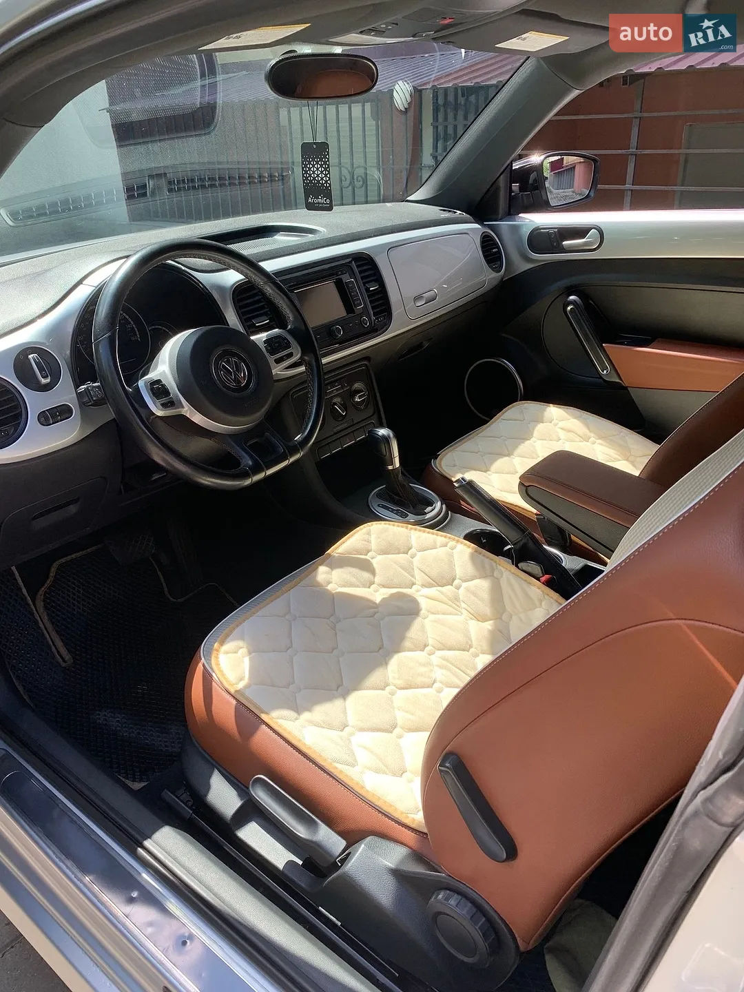 2015 Volkswagen Beetle - мініатюра 15