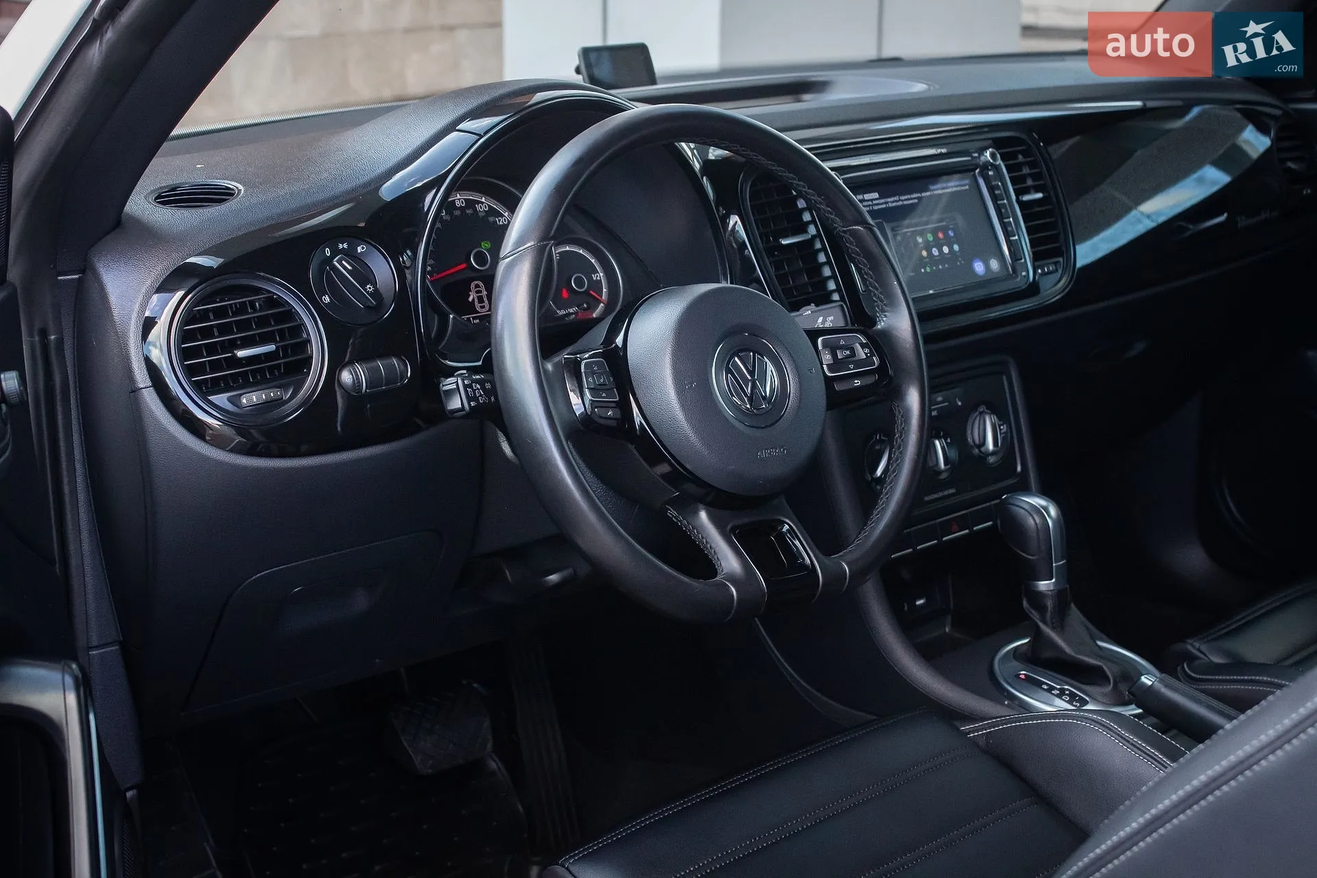 2018 Volkswagen Beetle - мініатюра 12