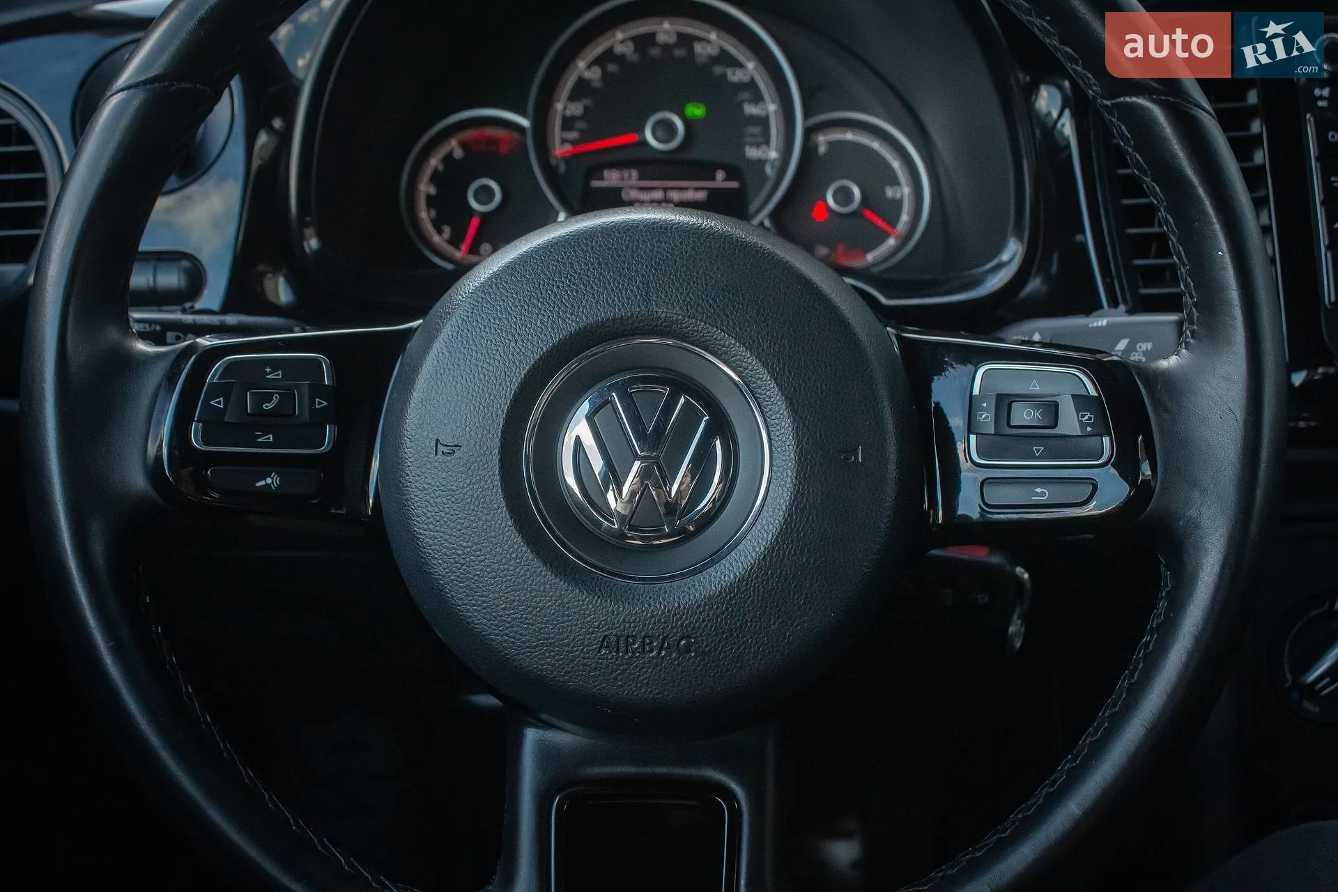 2018 Volkswagen Beetle - мініатюра 15
