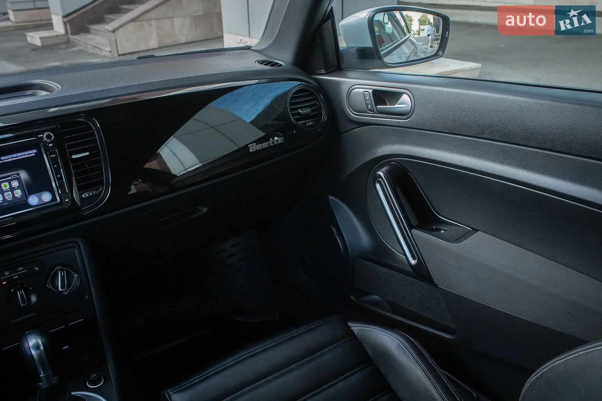 2018 Volkswagen Beetle - мініатюра 27