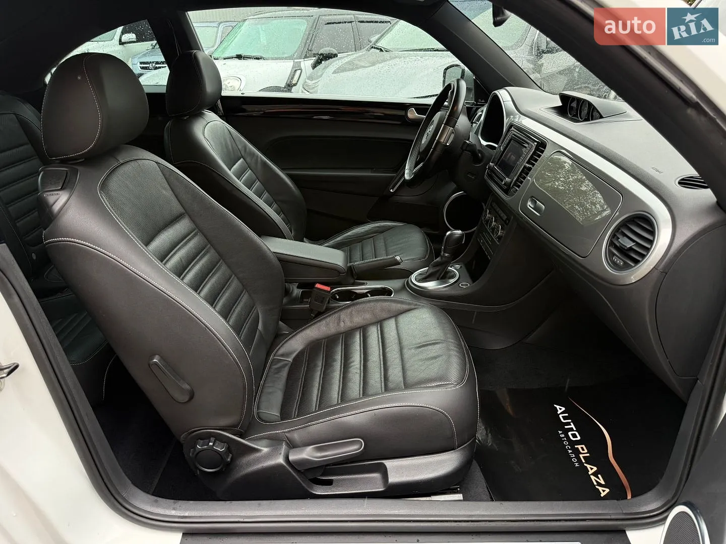 2014 Volkswagen Beetle - мініатюра 25