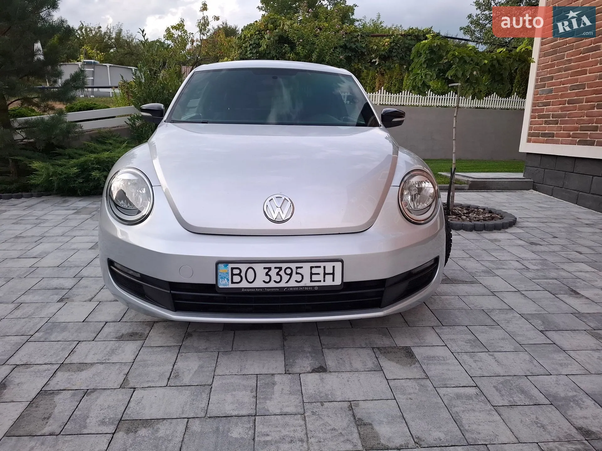 2012 Volkswagen Beetle - мініатюра 2