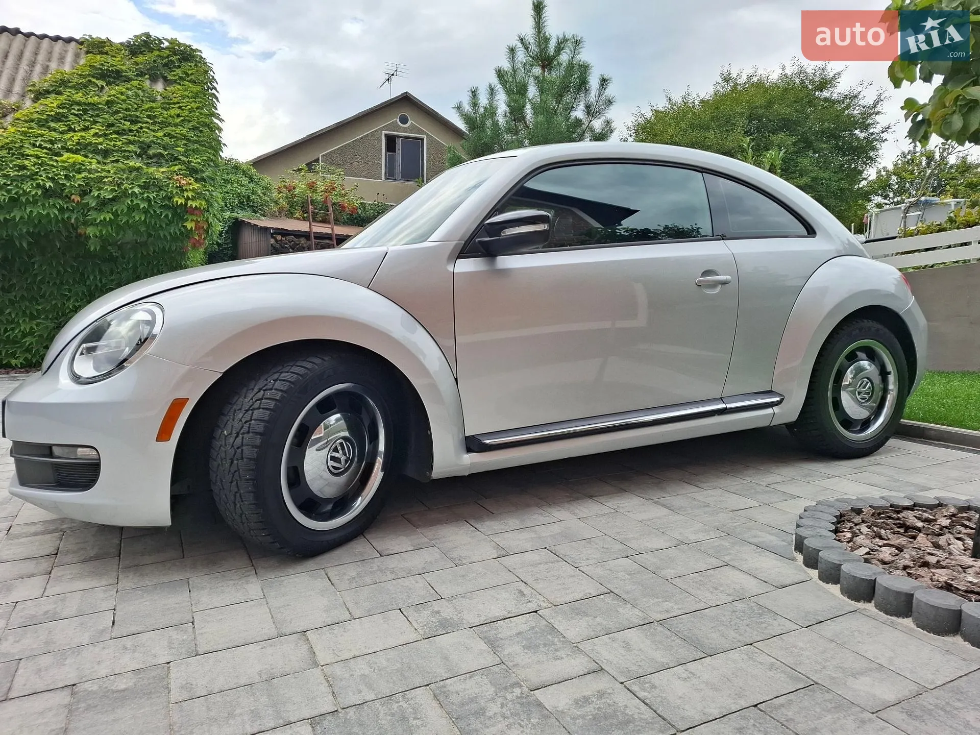 2012 Volkswagen Beetle - мініатюра 11