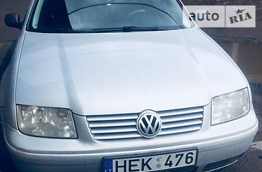 Седан Volkswagen Bora 1999 в Тячеве