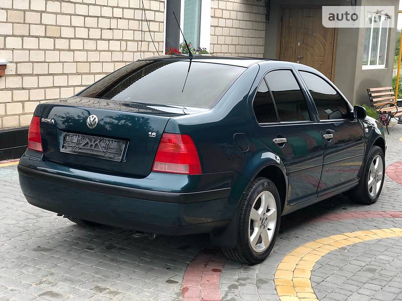 Седан Volkswagen Bora 2006 в Киеве
