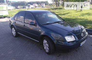 Седан Volkswagen Bora 2001 в Львове