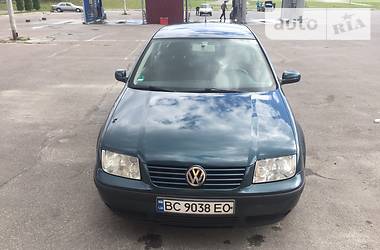 Седан Volkswagen Bora 2002 в Львові