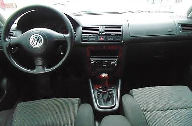 Седан Volkswagen Bora 1998 в Киеве