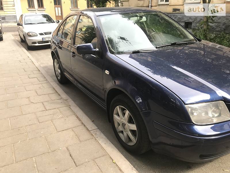 Седан Volkswagen Bora 2001 в Львові