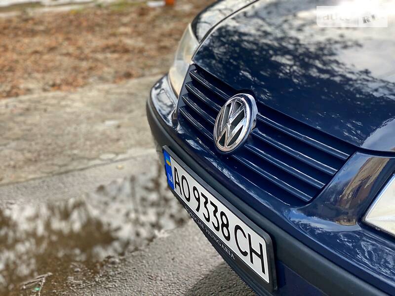 Седан Volkswagen Bora 2002 в Мукачевому