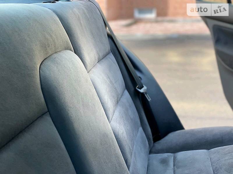 Седан Volkswagen Bora 2002 в Мукачевому