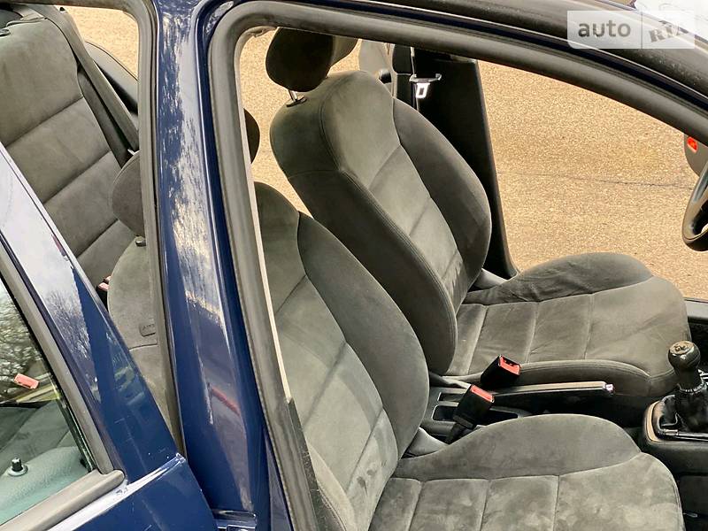 Седан Volkswagen Bora 2002 в Мукачевому
