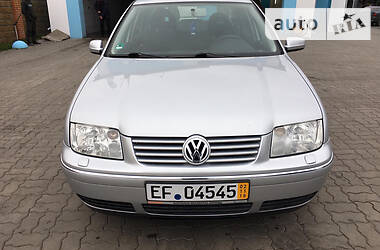 Седан Volkswagen Bora 2003 в Владимир-Волынском