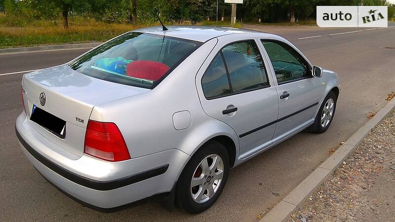 Седан Volkswagen Bora 1999 в Львові