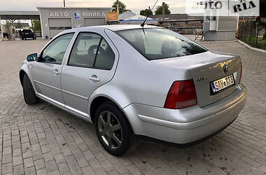 Седан Volkswagen Bora 2001 в Луцьку