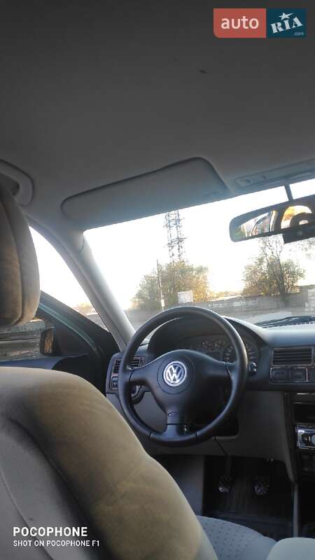 Седан Volkswagen Bora 1999 в Запорожье