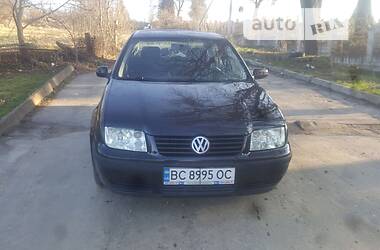 Седан Volkswagen Bora 1999 в Львове