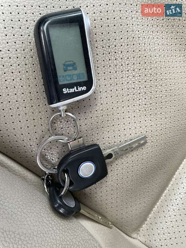 Седан Volkswagen Bora 2001 в Києві