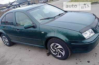 Седан Volkswagen Bora 2001 в Рівному