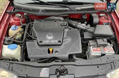 Седан Volkswagen Bora 1999 в 