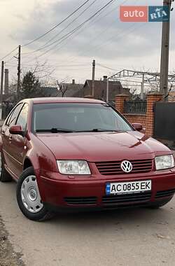 Седан Volkswagen Bora 1999 в 
