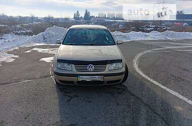 Седан Volkswagen Bora 2001 в Черновцах