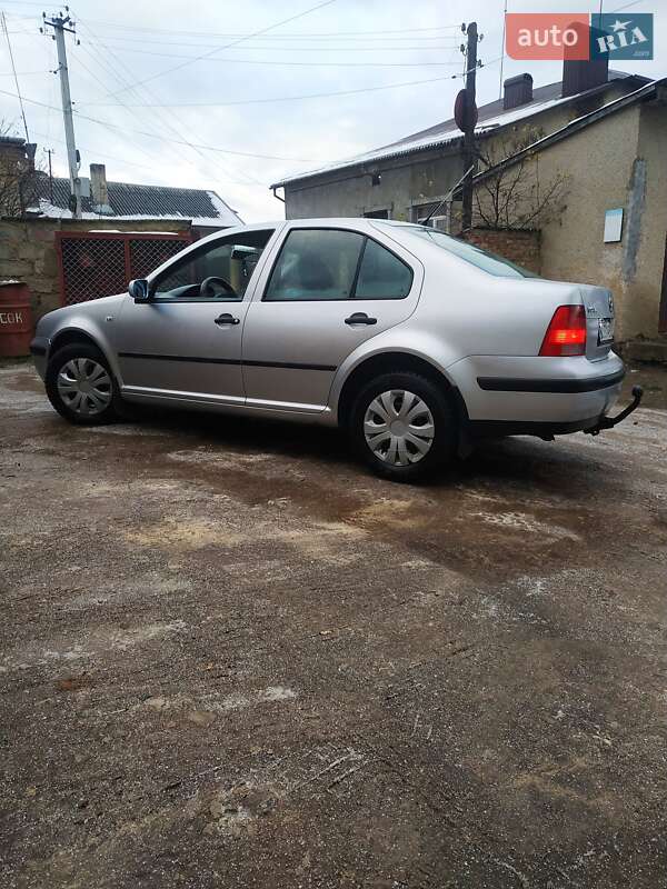 Седан Volkswagen Bora 2001 в Теребовлі