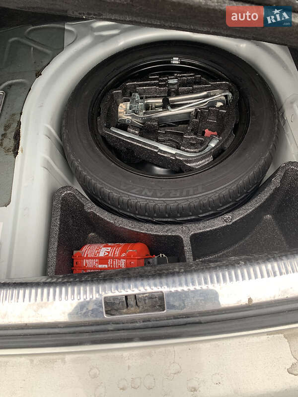 Седан Volkswagen Bora 1999 в Збаражі