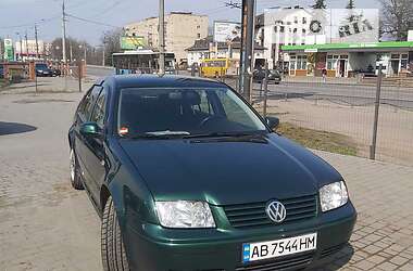 Седан Volkswagen Bora 1999 в Виннице