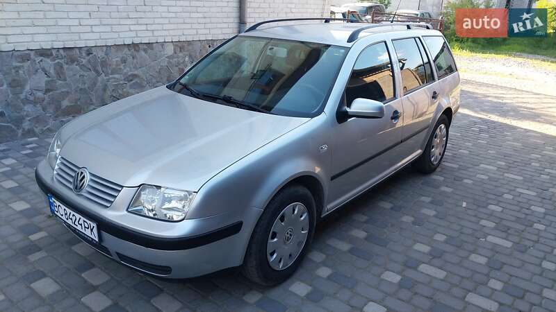 Универсал Volkswagen Bora 2001 в Ходорове